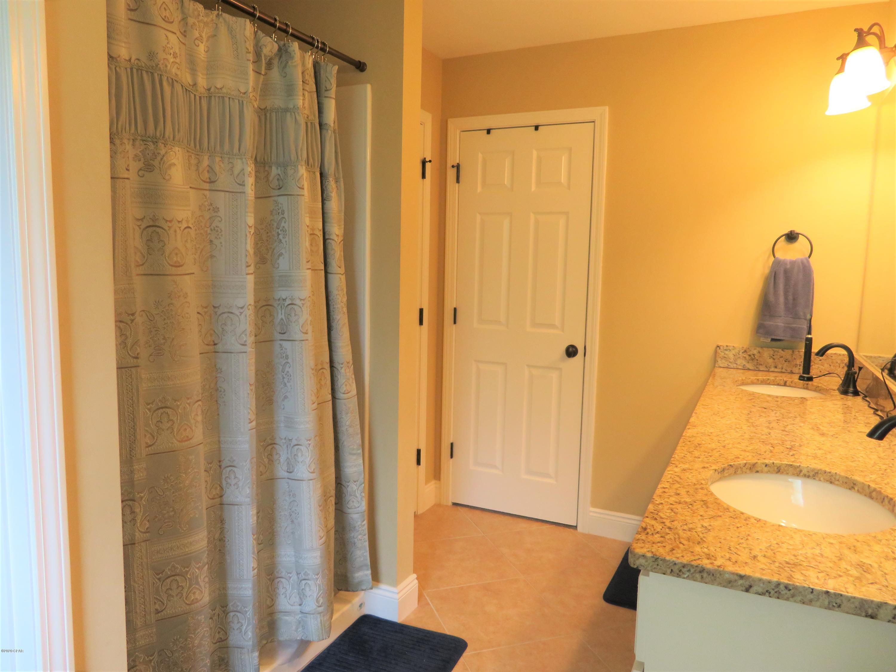 Annabella's Townhomes - Residential