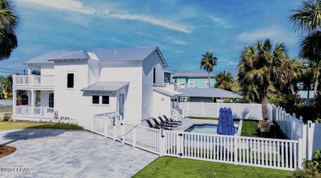 Laguna Beach Estates 1st Add - Residential
