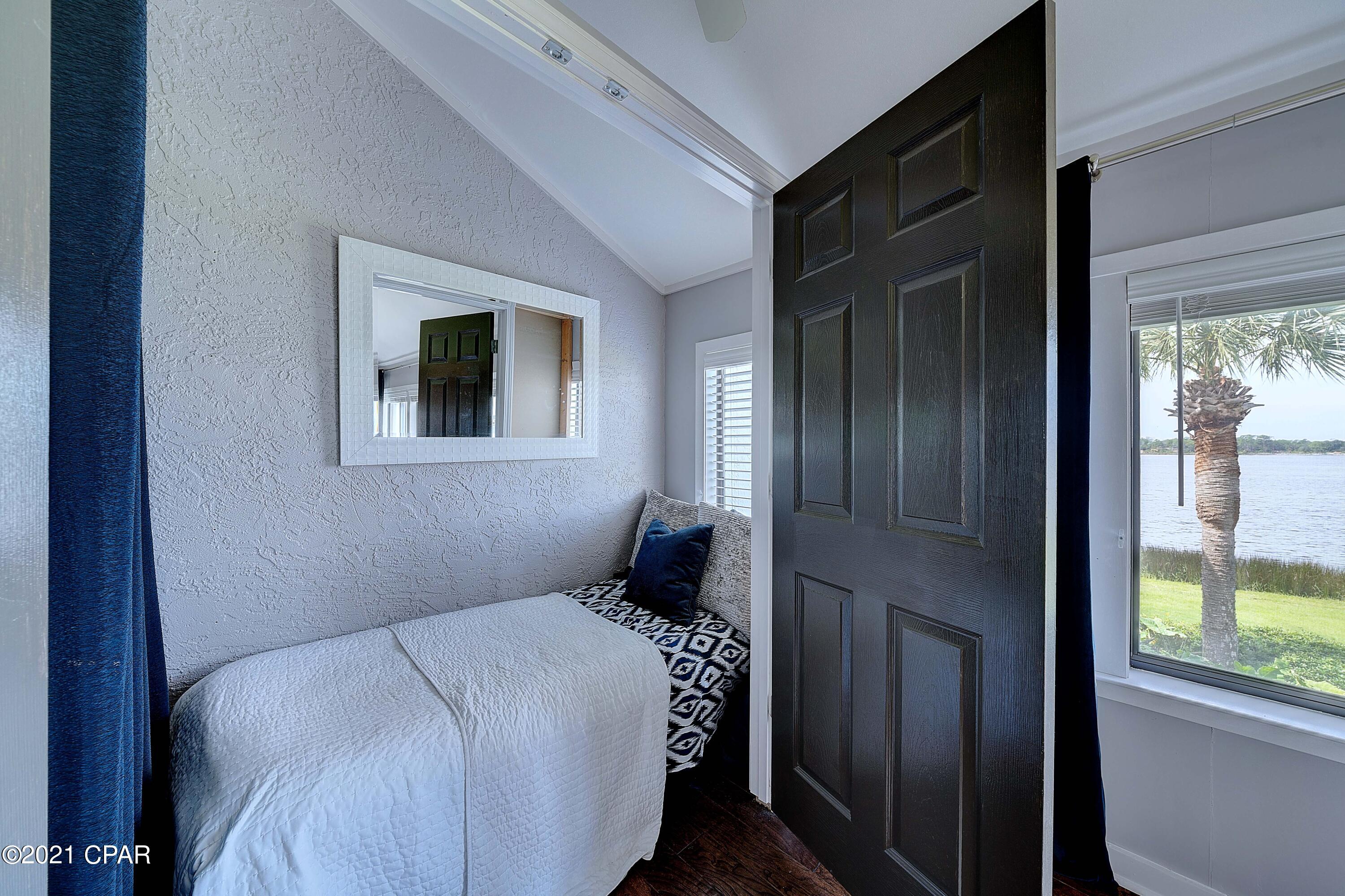 Bay Point Studio Villas Unit 3 - Residential