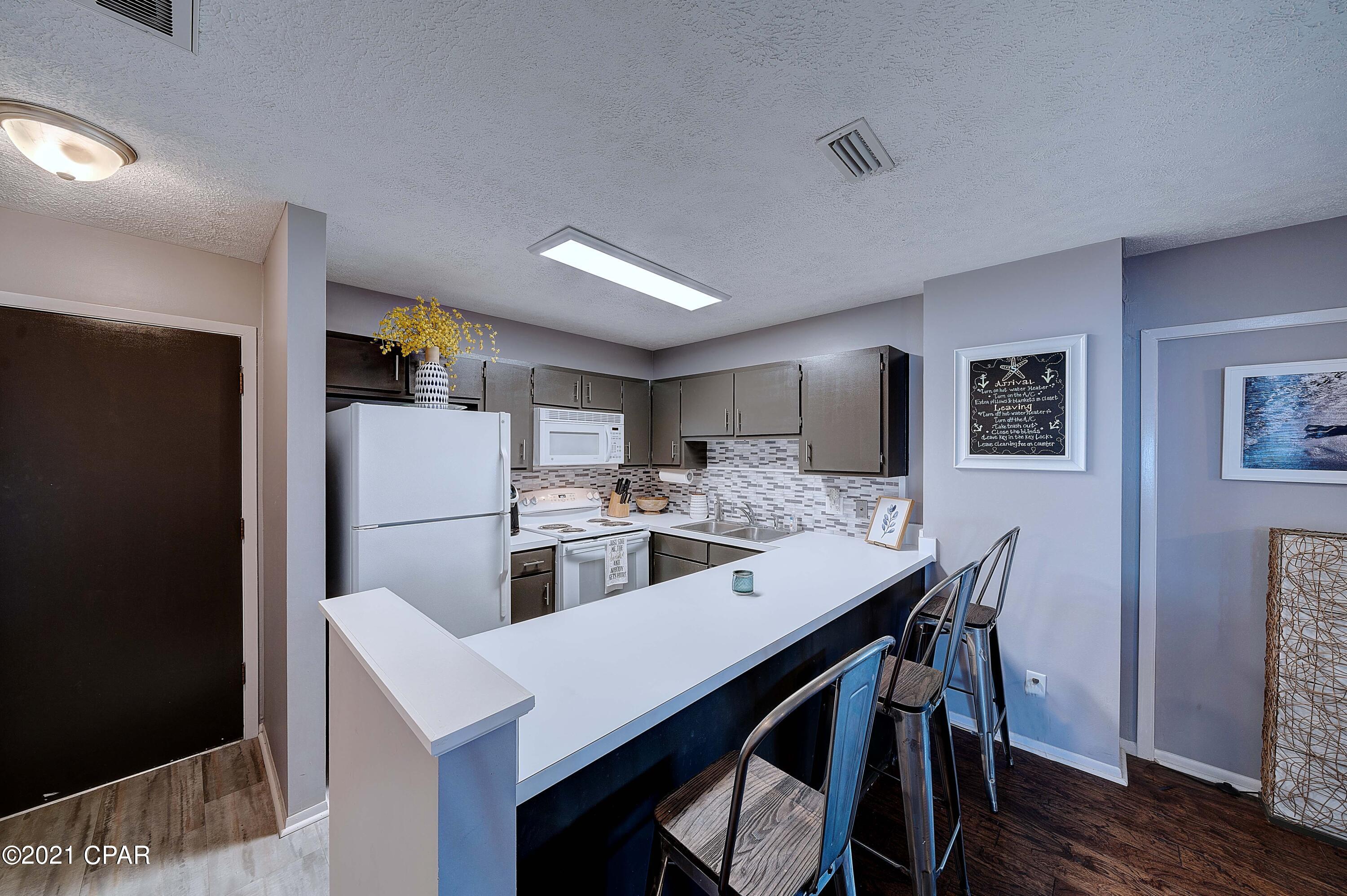 Bay Point Studio Villas Unit 3 - Residential