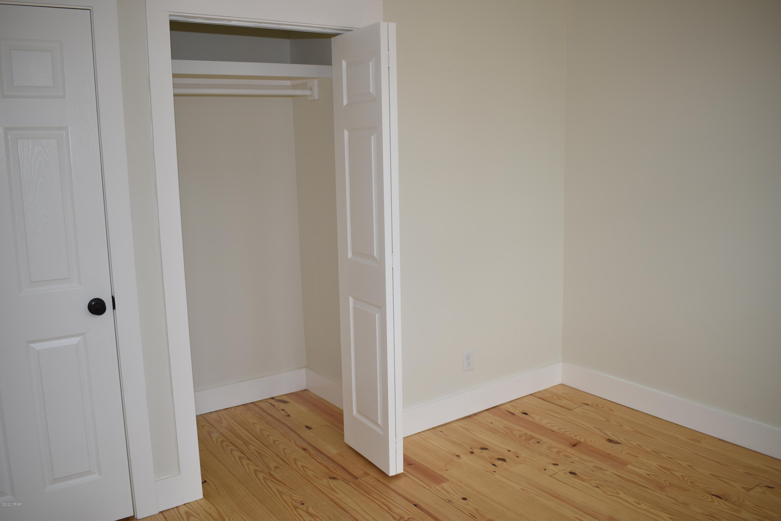 [No Recorded Subdiv] - Residential Lease