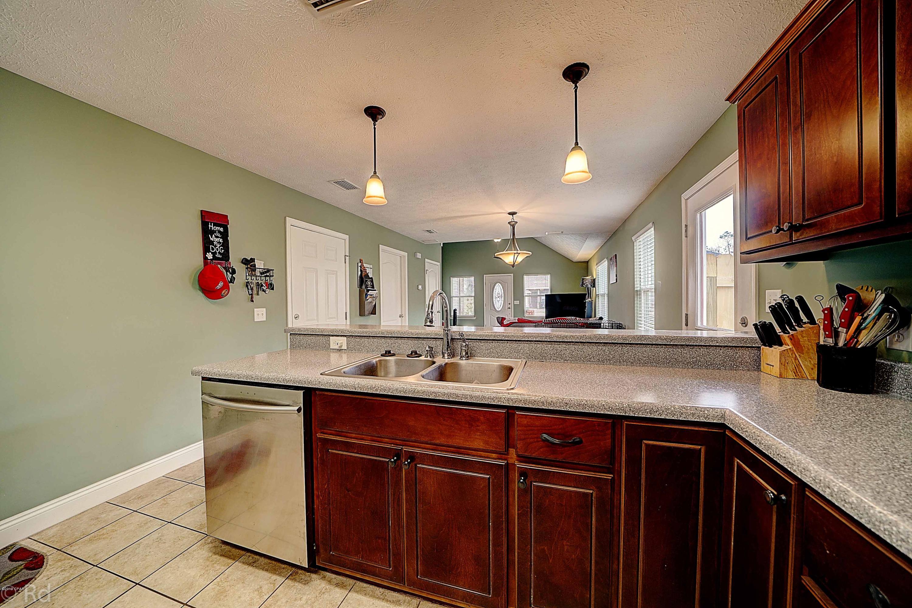 The Pines Of Lynn Haven - Residential