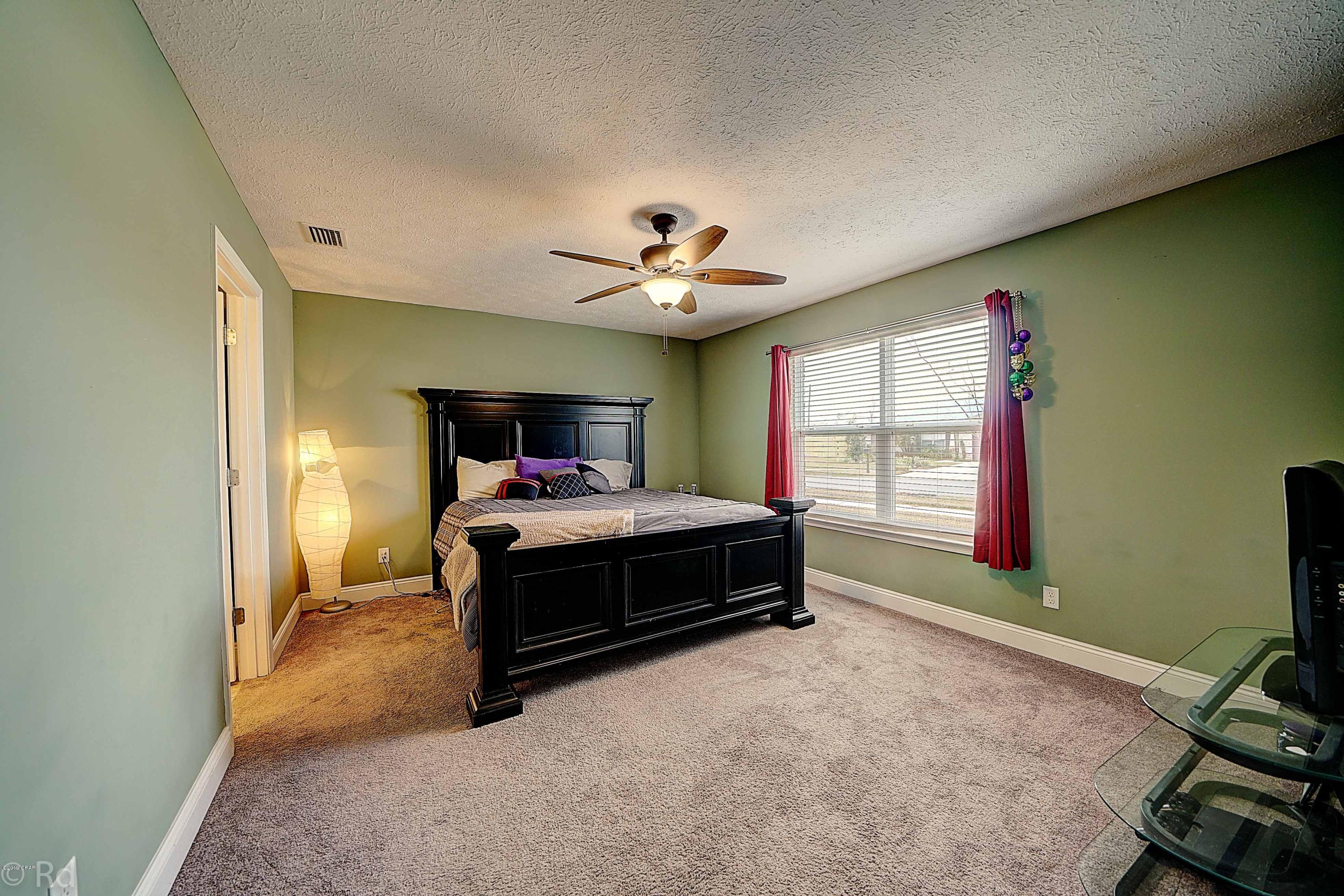 The Pines Of Lynn Haven - Residential