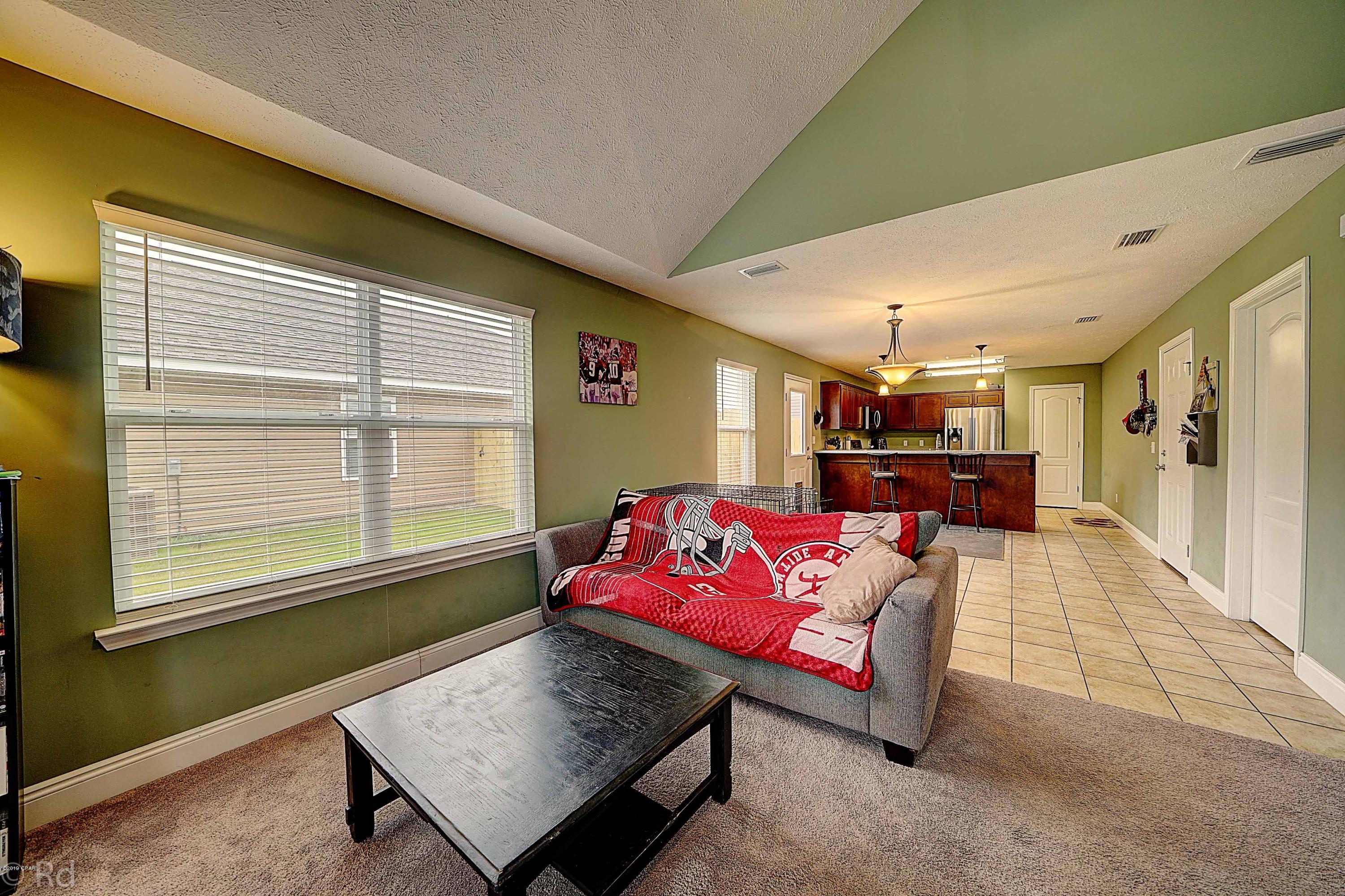 The Pines Of Lynn Haven - Residential