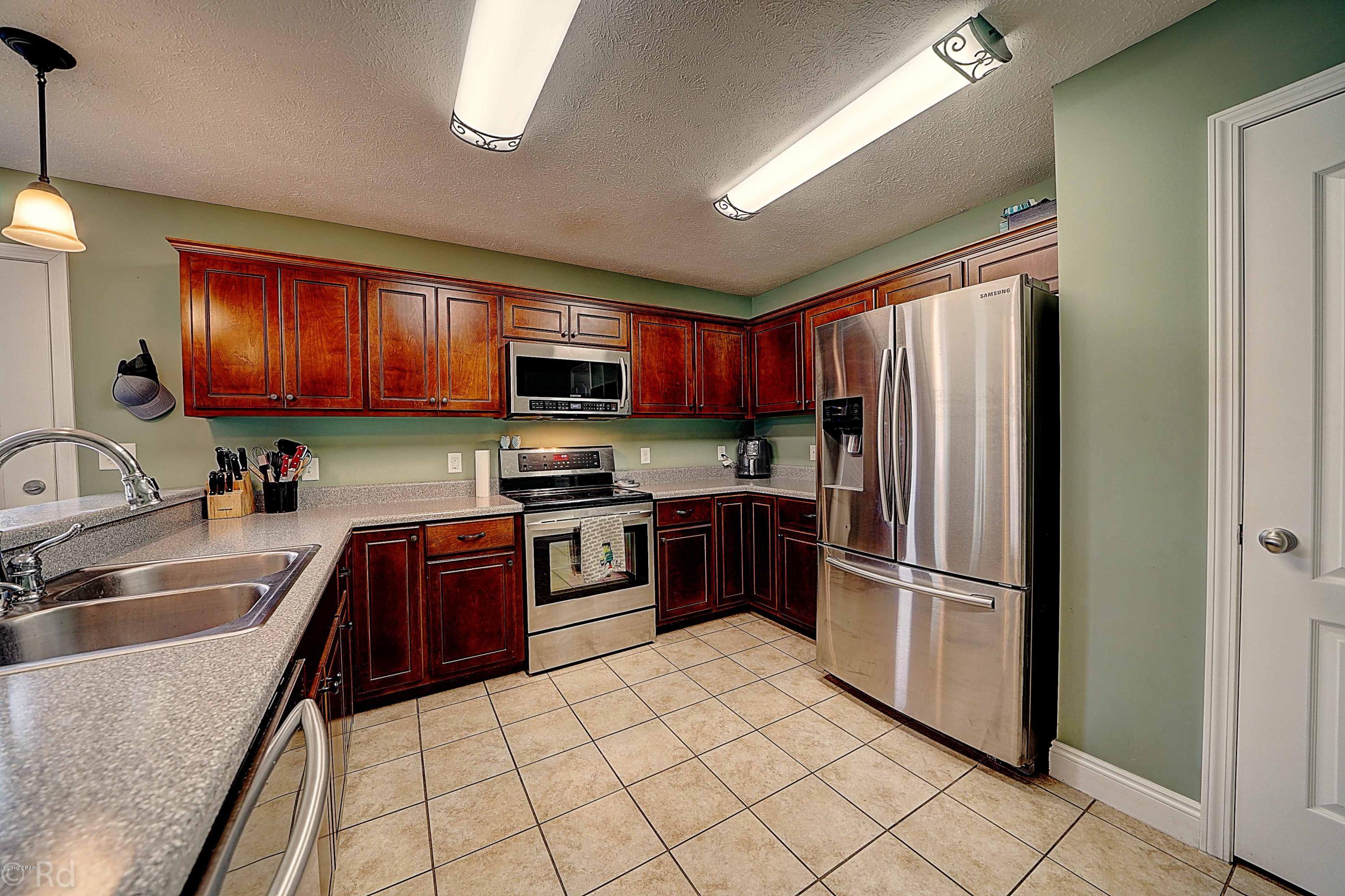 The Pines Of Lynn Haven - Residential