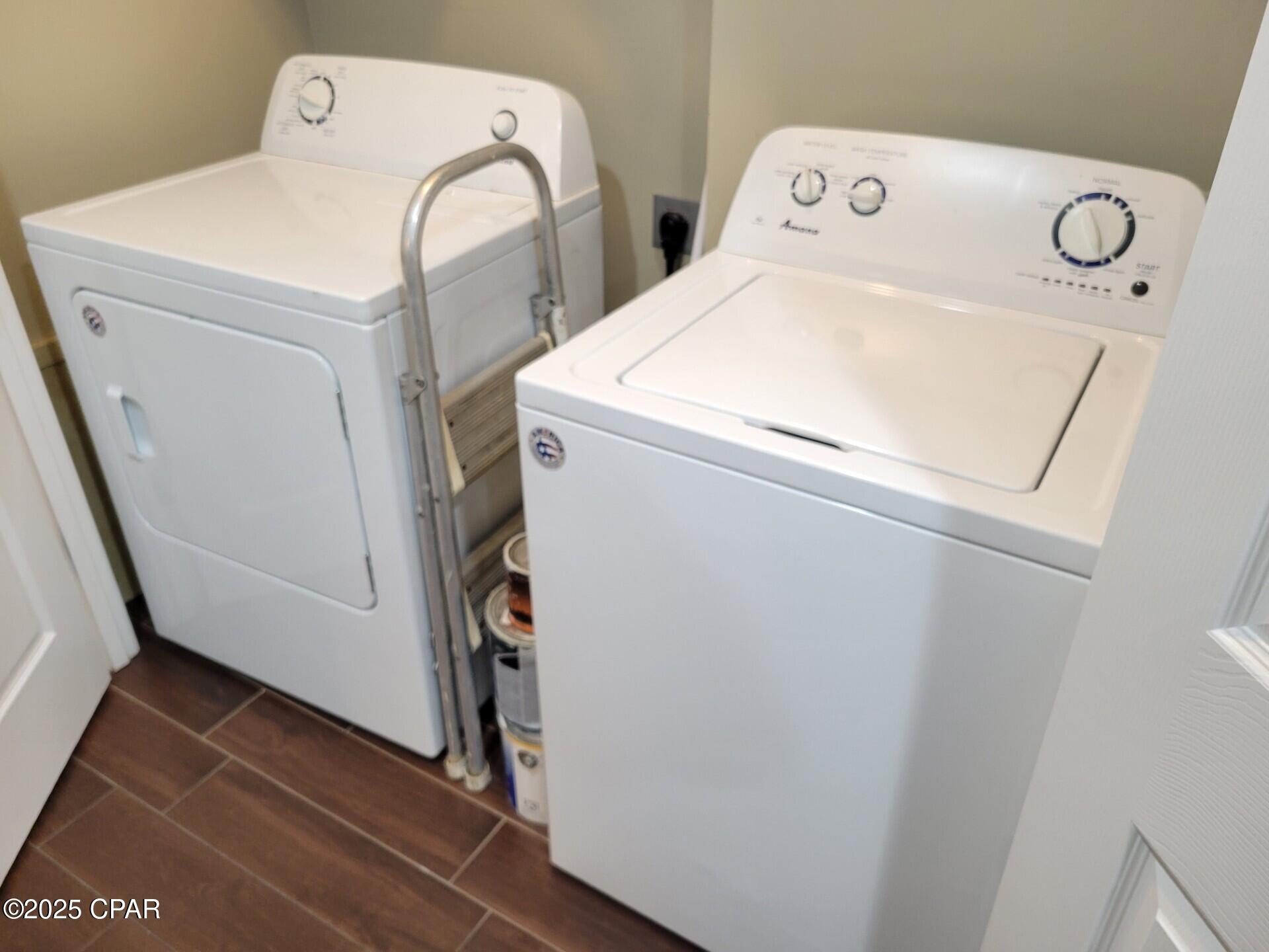 Sterling Reef - Residential