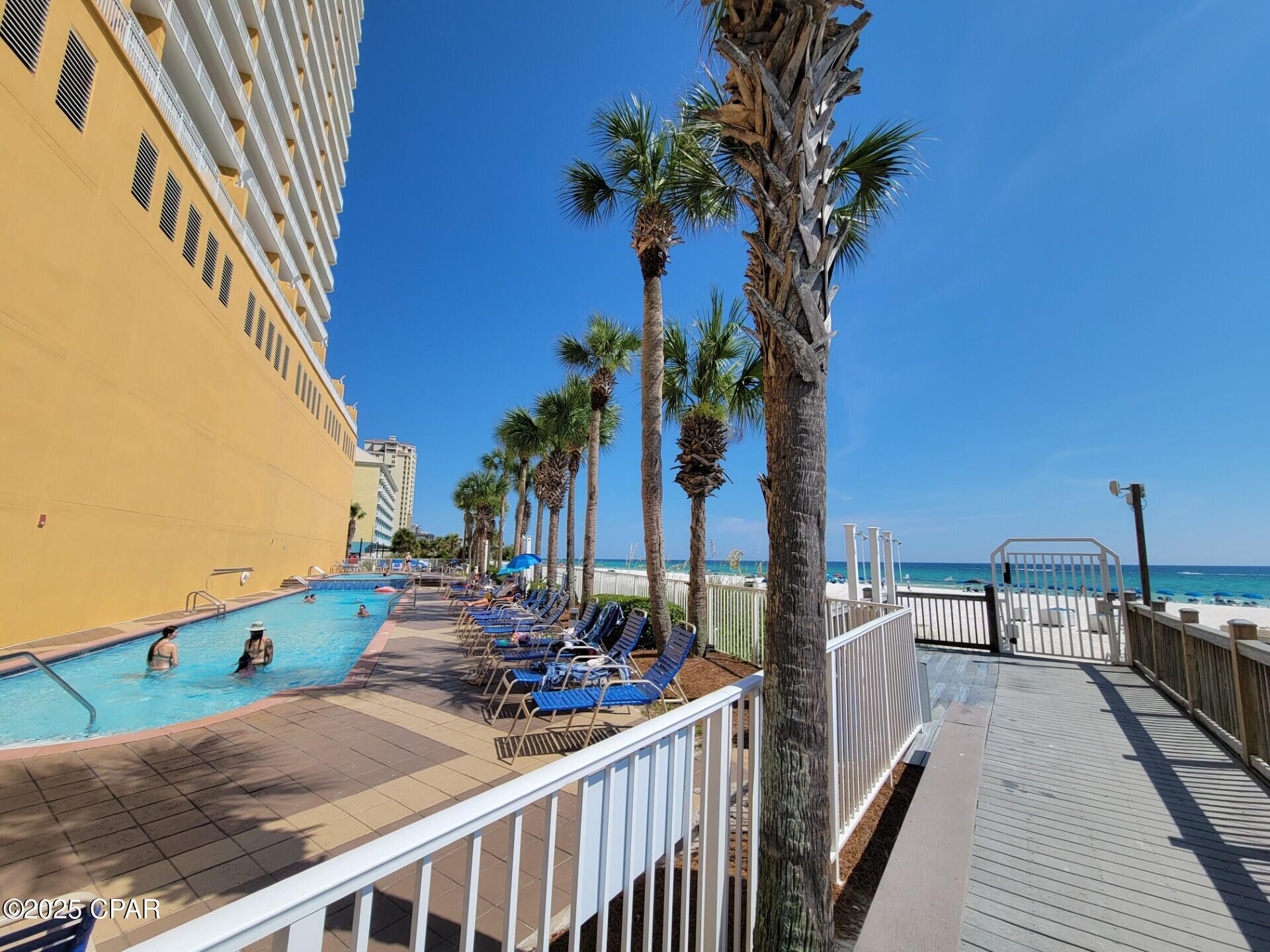 Sterling Reef - Residential