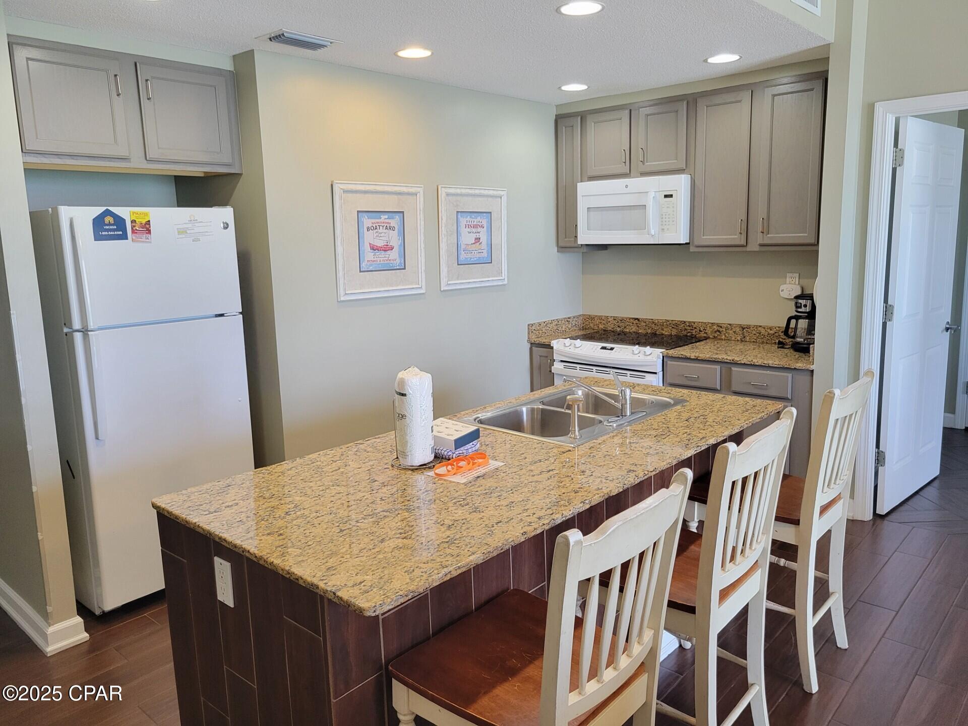 Sterling Reef - Residential