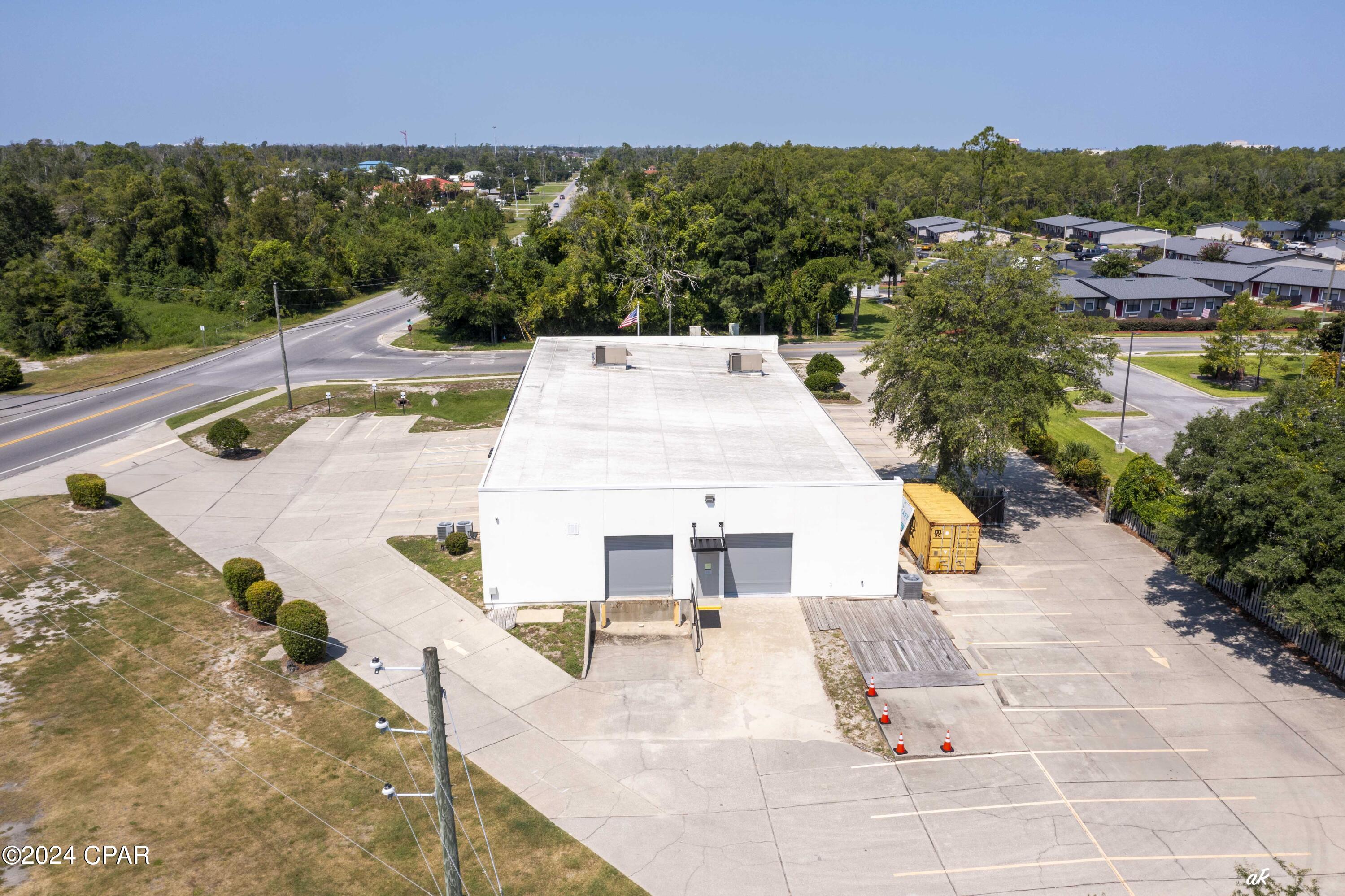 [No Recorded Subdiv] - Commercial Sale