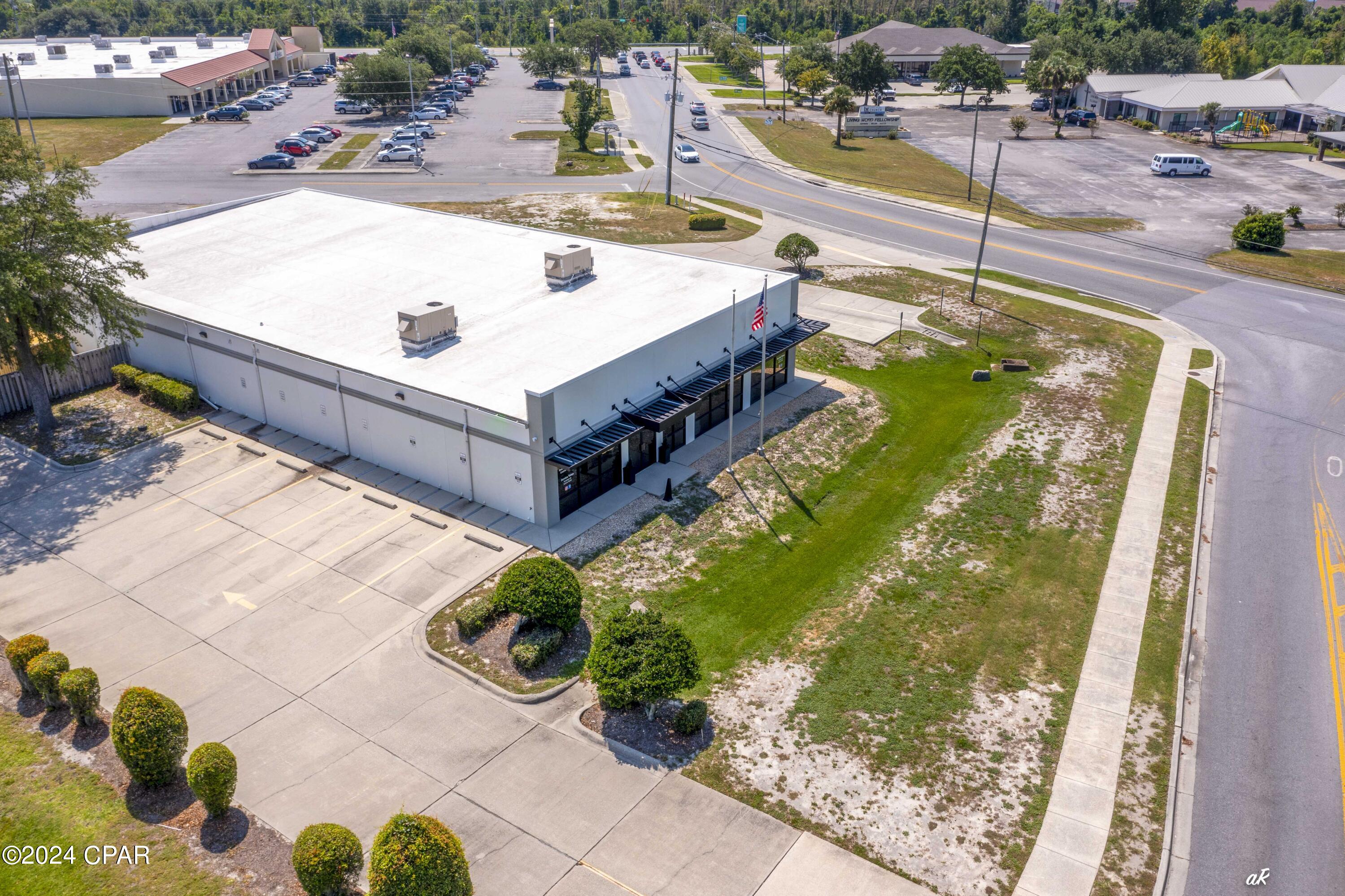 [No Recorded Subdiv] - Commercial Sale