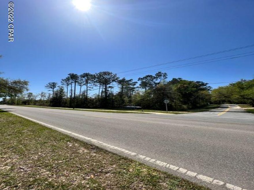 Here is your chance to own a beautiful, wooded lot (approximately 3/4 acres) with great views of Lake Mystic. Close to town and Tolar K-8 and Liberty County High schools. Build your dream home in one of the most sought-after areas of Liberty County. Won't last long at this price! All measurements are approximate; please verify, if important.