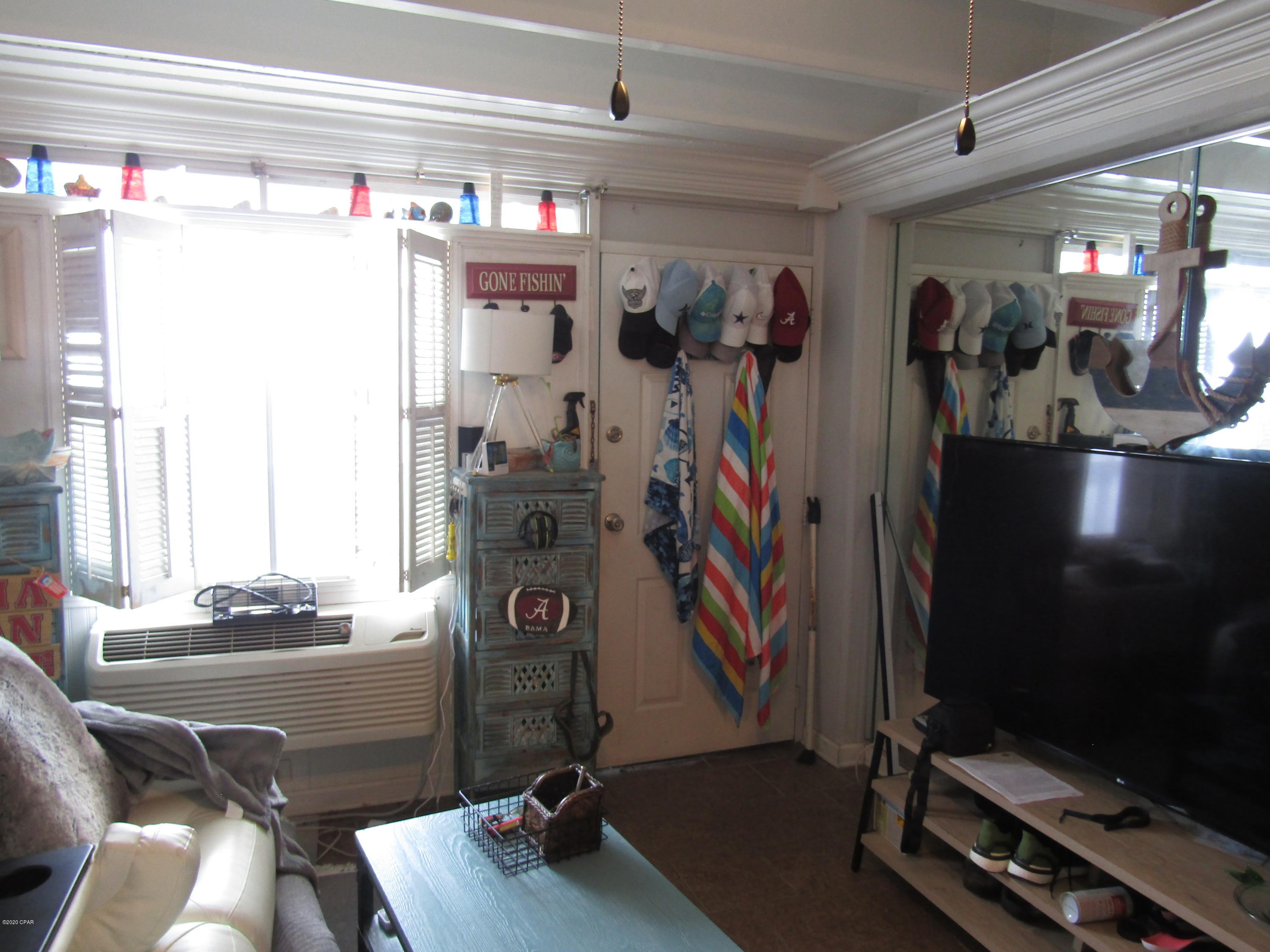 Fontainebleau Terrace - Residential