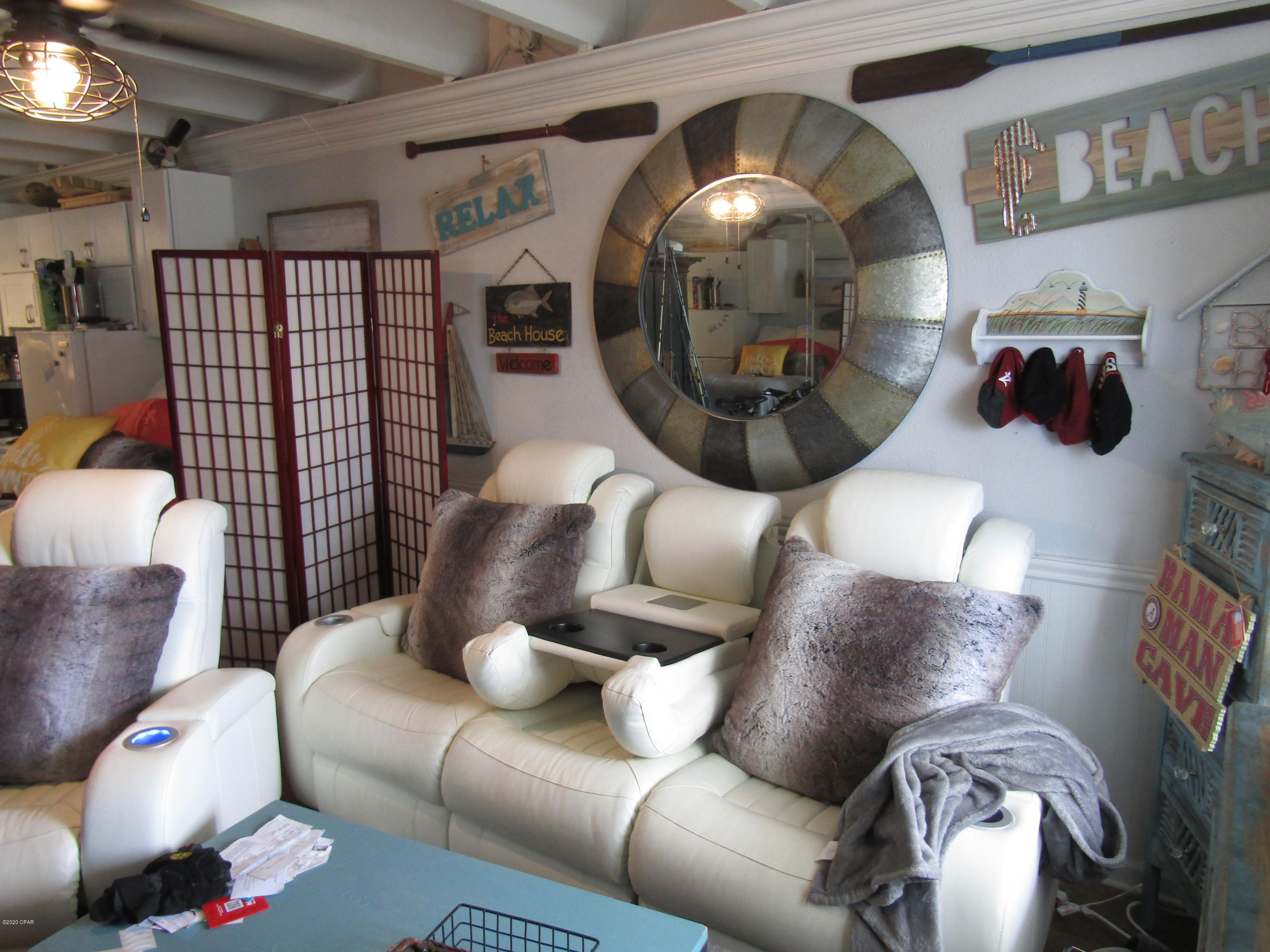 Fontainebleau Terrace - Residential