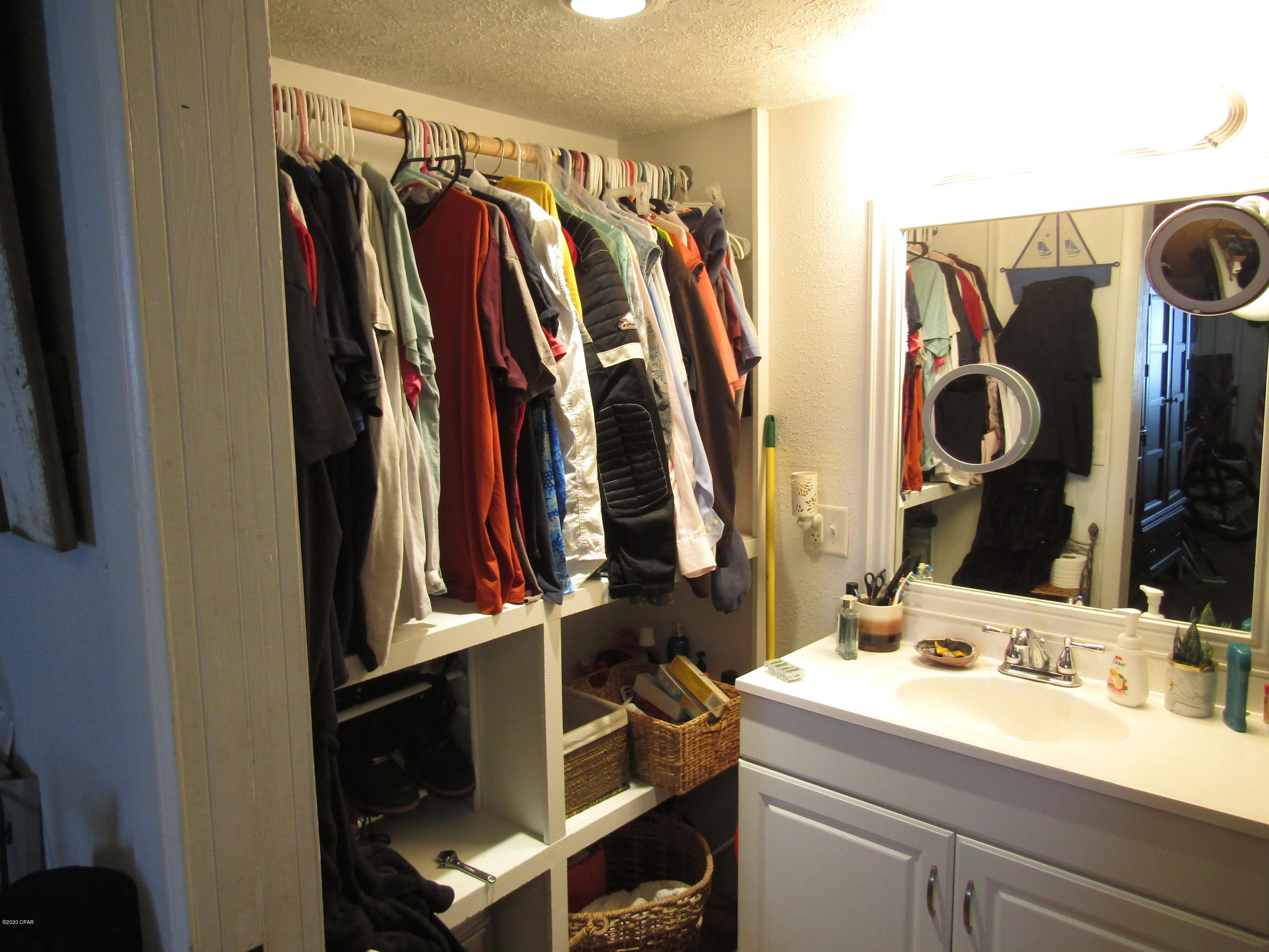 Fontainebleau Terrace - Residential