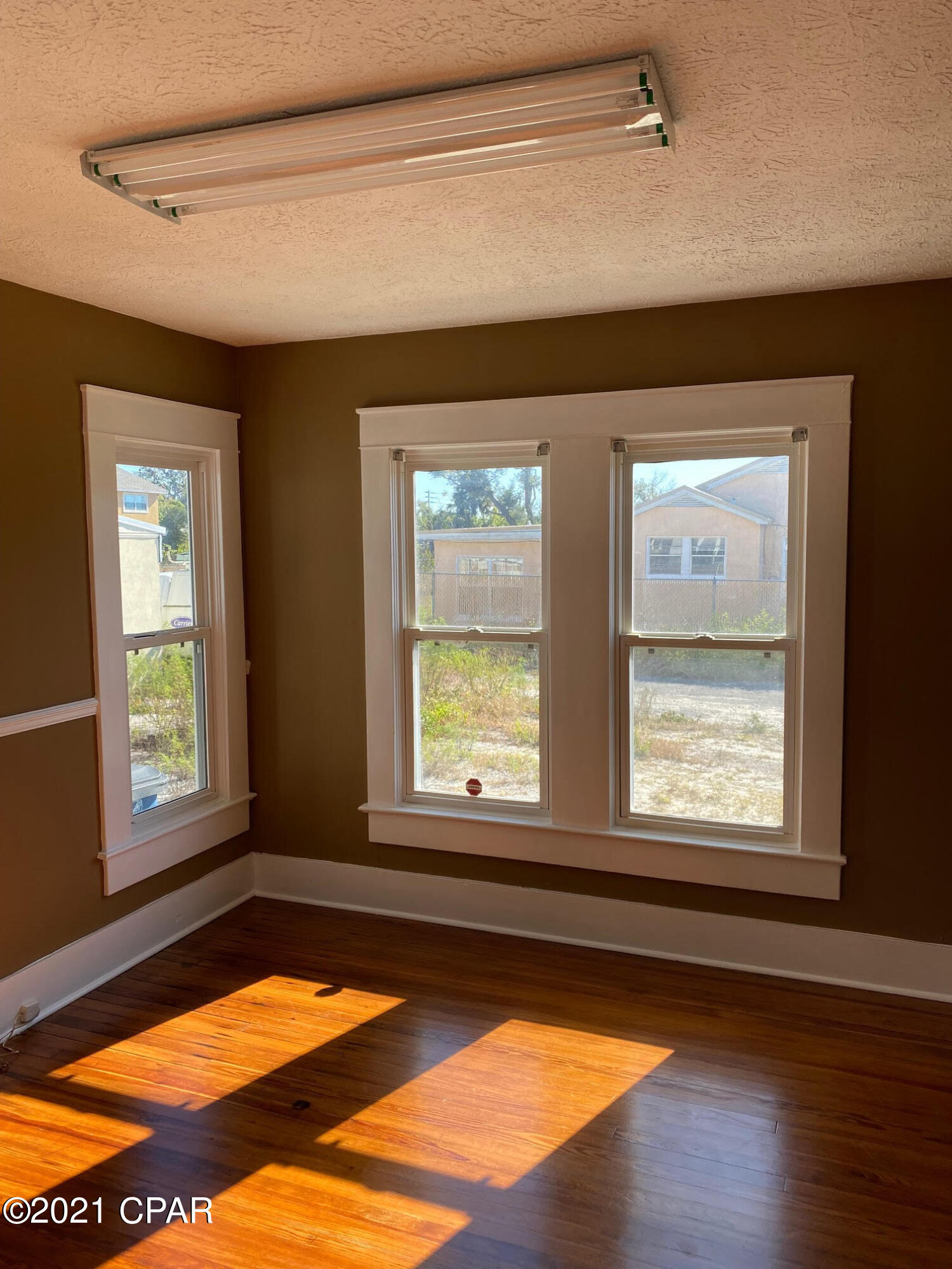 Keiths 1st Add - Commercial Lease