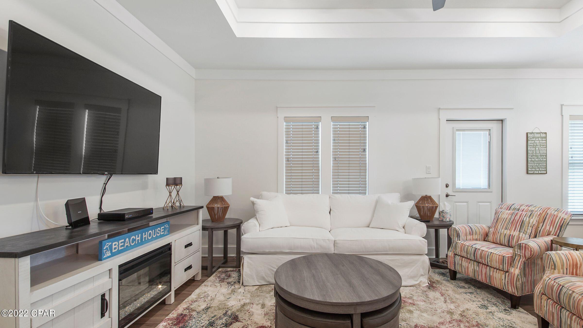 Laguna Beach Estates 5th Add - Residential