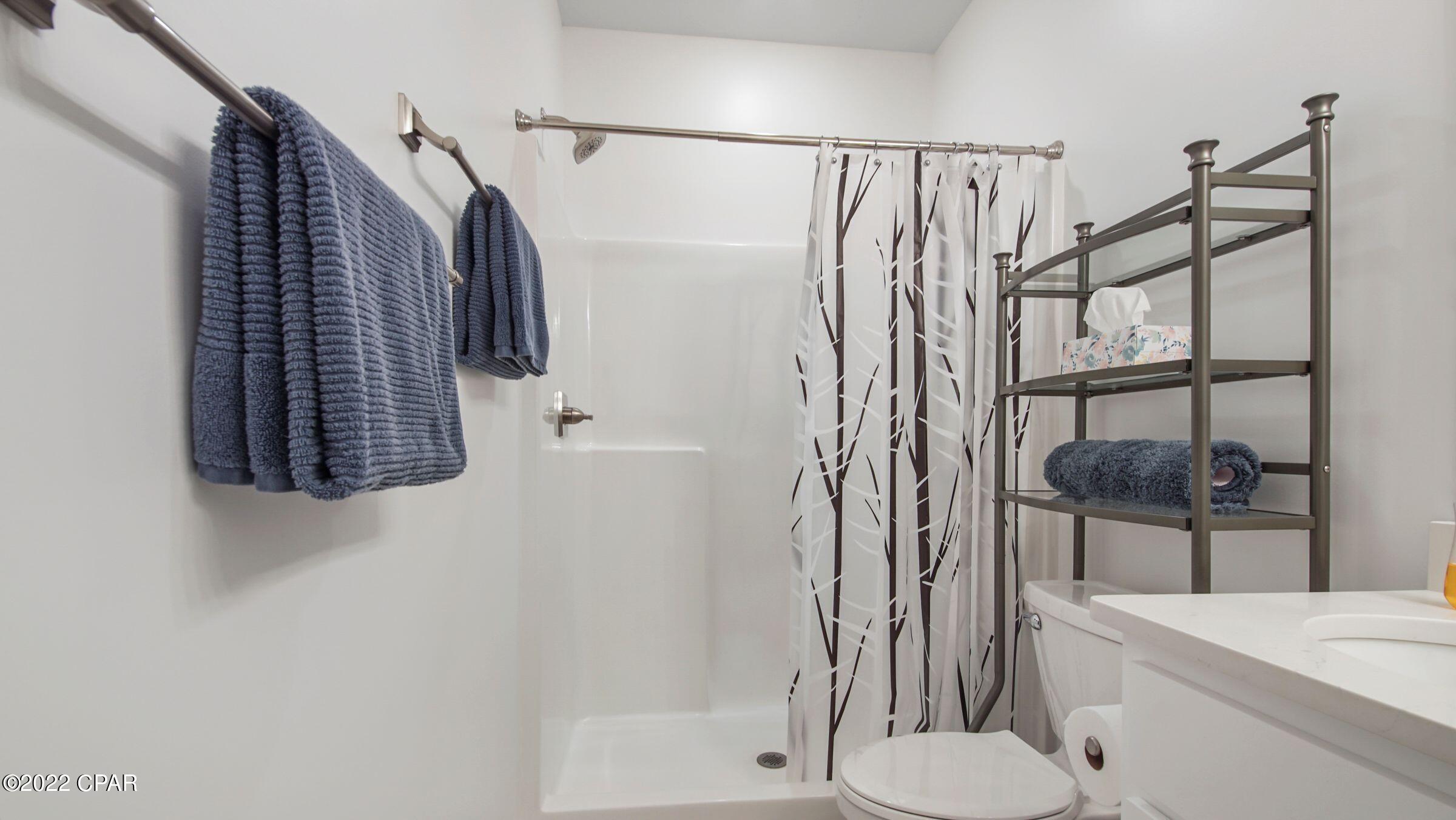 Laguna Beach Estates 5th Add - Residential