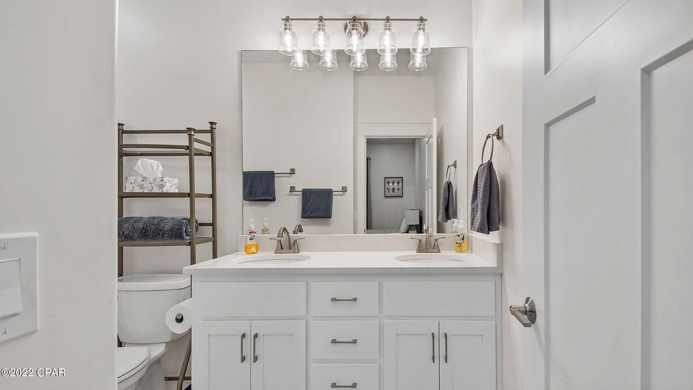 Laguna Beach Estates 5th Add - Residential