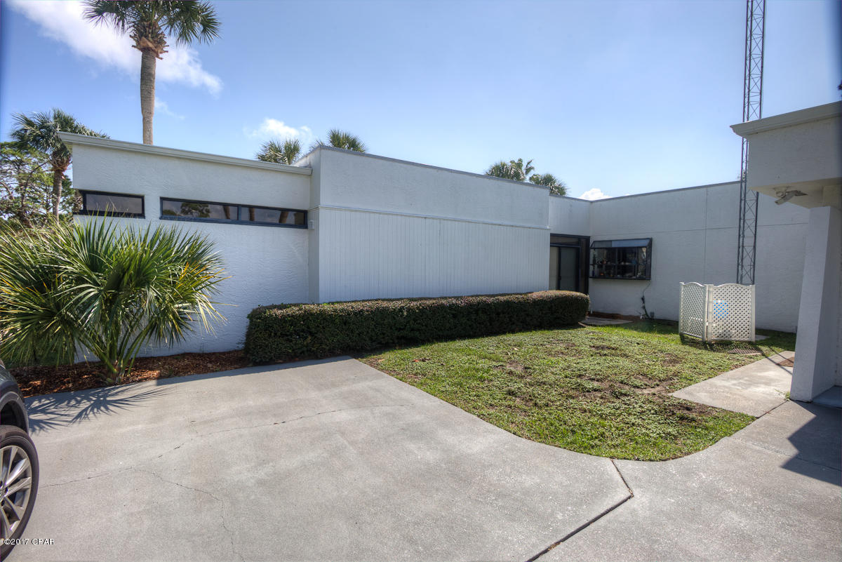 Colony Club - Residential