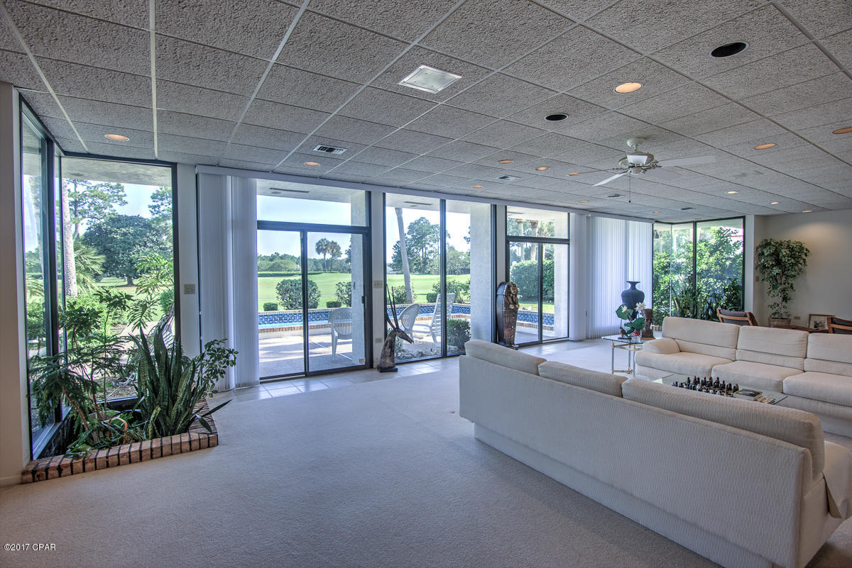 Colony Club - Residential