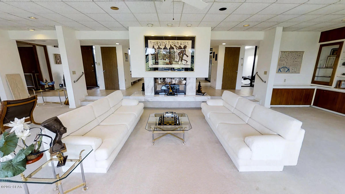 Colony Club - Residential