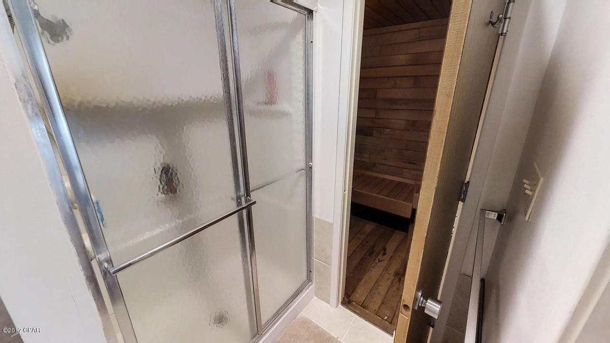 Colony Club - Residential