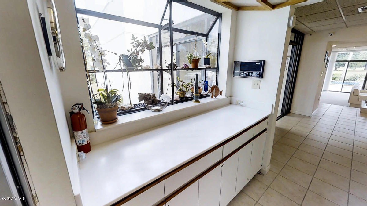 Colony Club - Residential