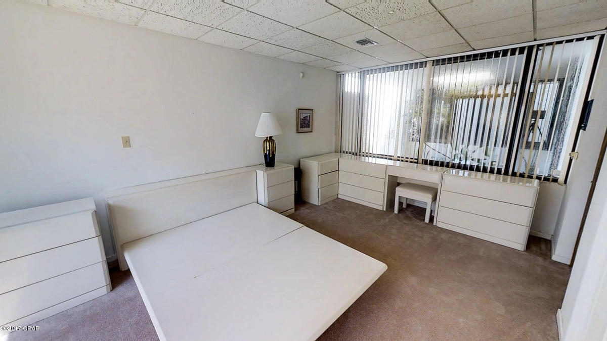 Colony Club - Residential