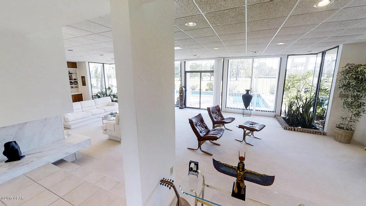 Colony Club - Residential