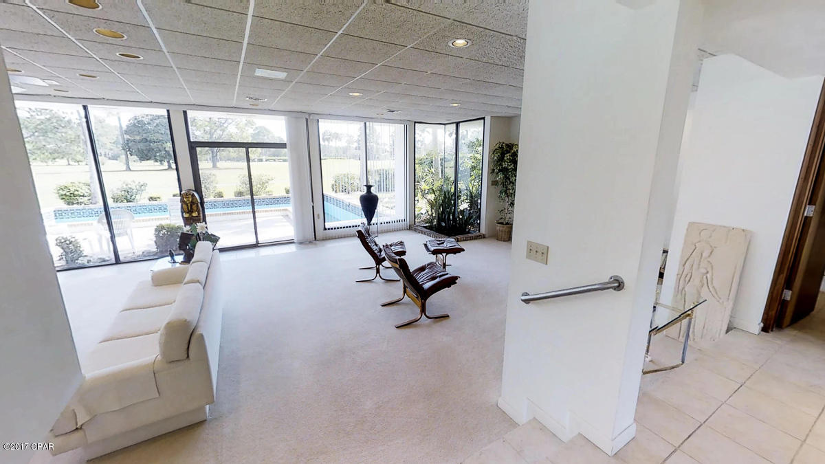 Colony Club - Residential