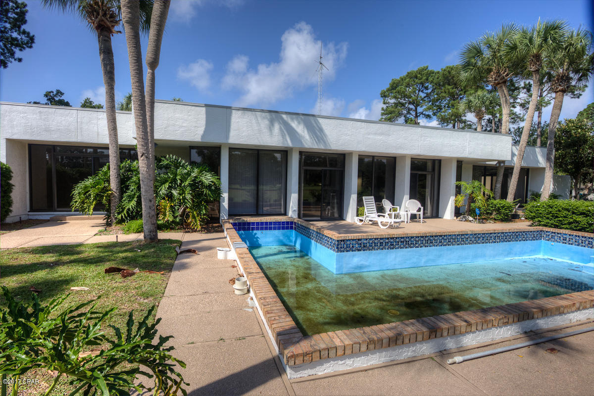 Colony Club - Residential