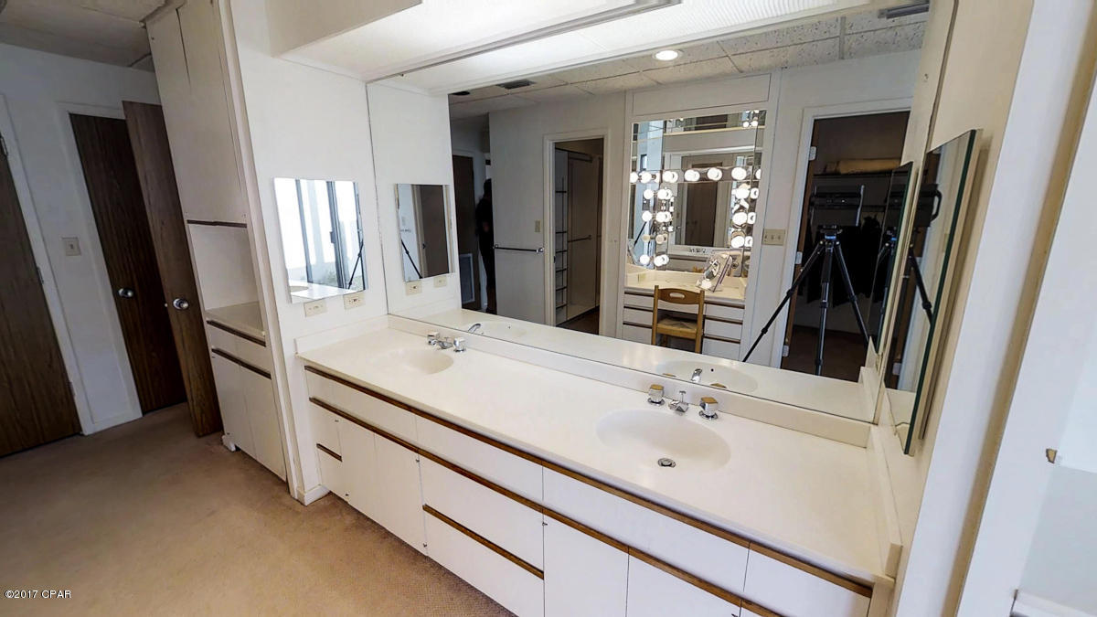 Colony Club - Residential