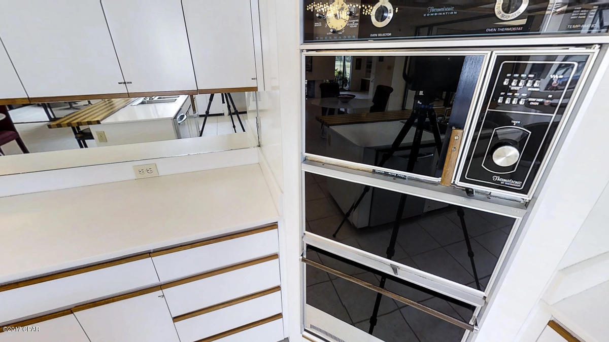 Colony Club - Residential