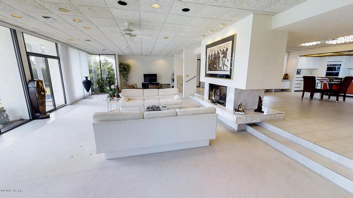 Colony Club - Residential