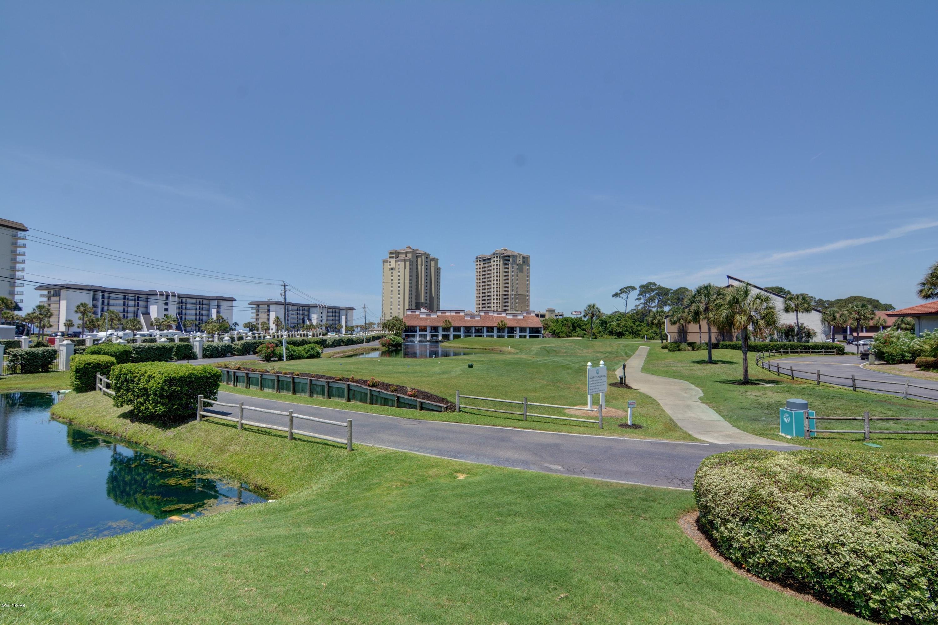 Edgewater Golf Villas III - Residential