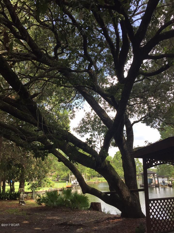 Baywood Shores Estates - Residential