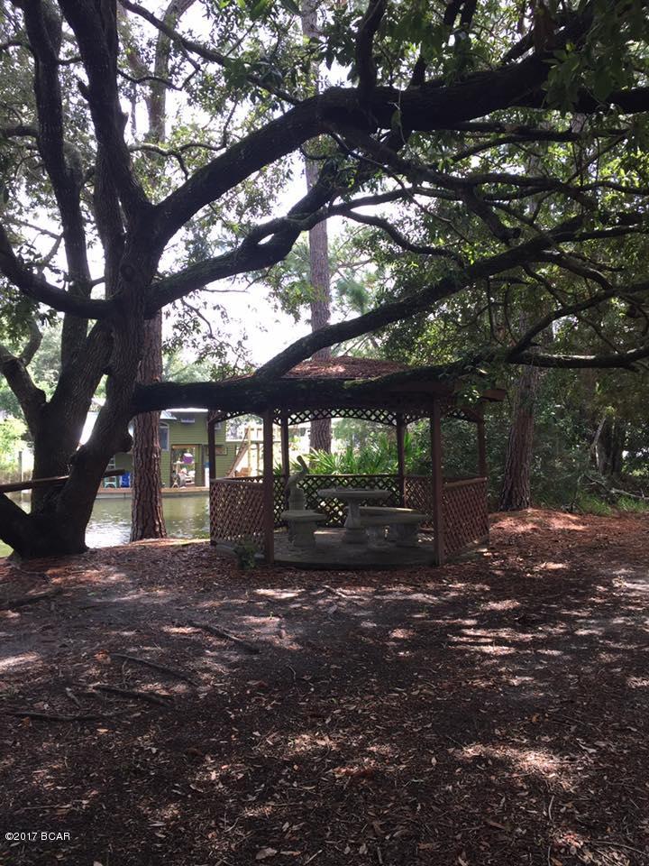 Baywood Shores Estates - Residential