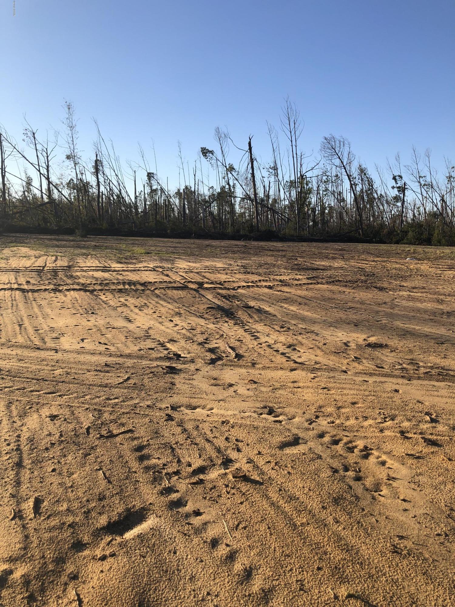 [No Recorded Subdiv] - Land