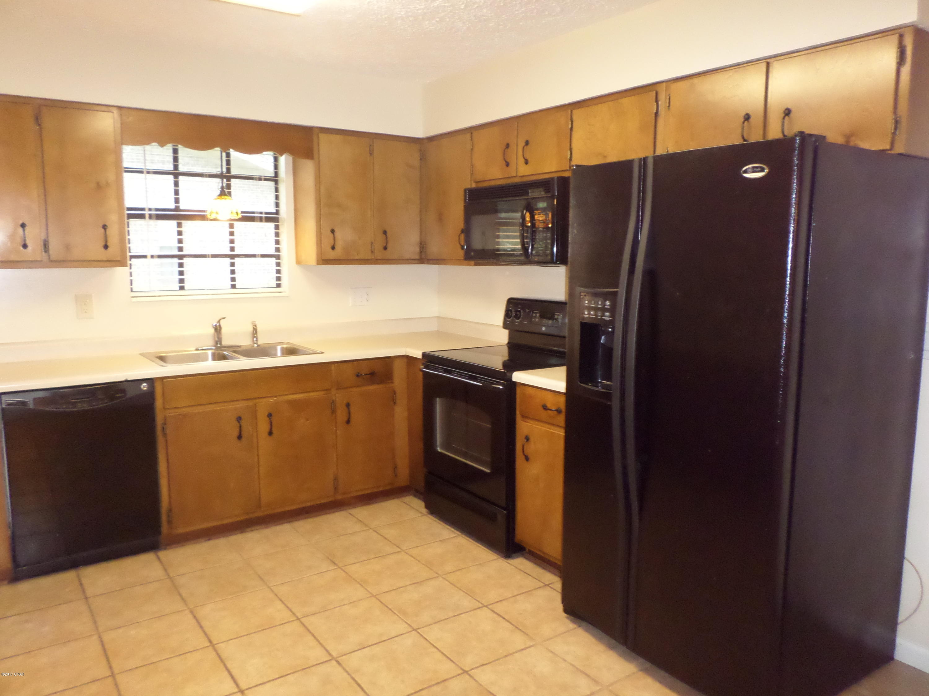 [No Recorded Subdiv] - Residential Lease