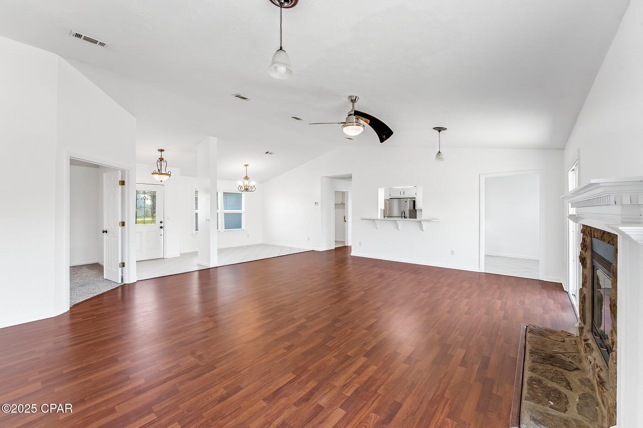 [No Recorded Subdiv] - Residential Lease