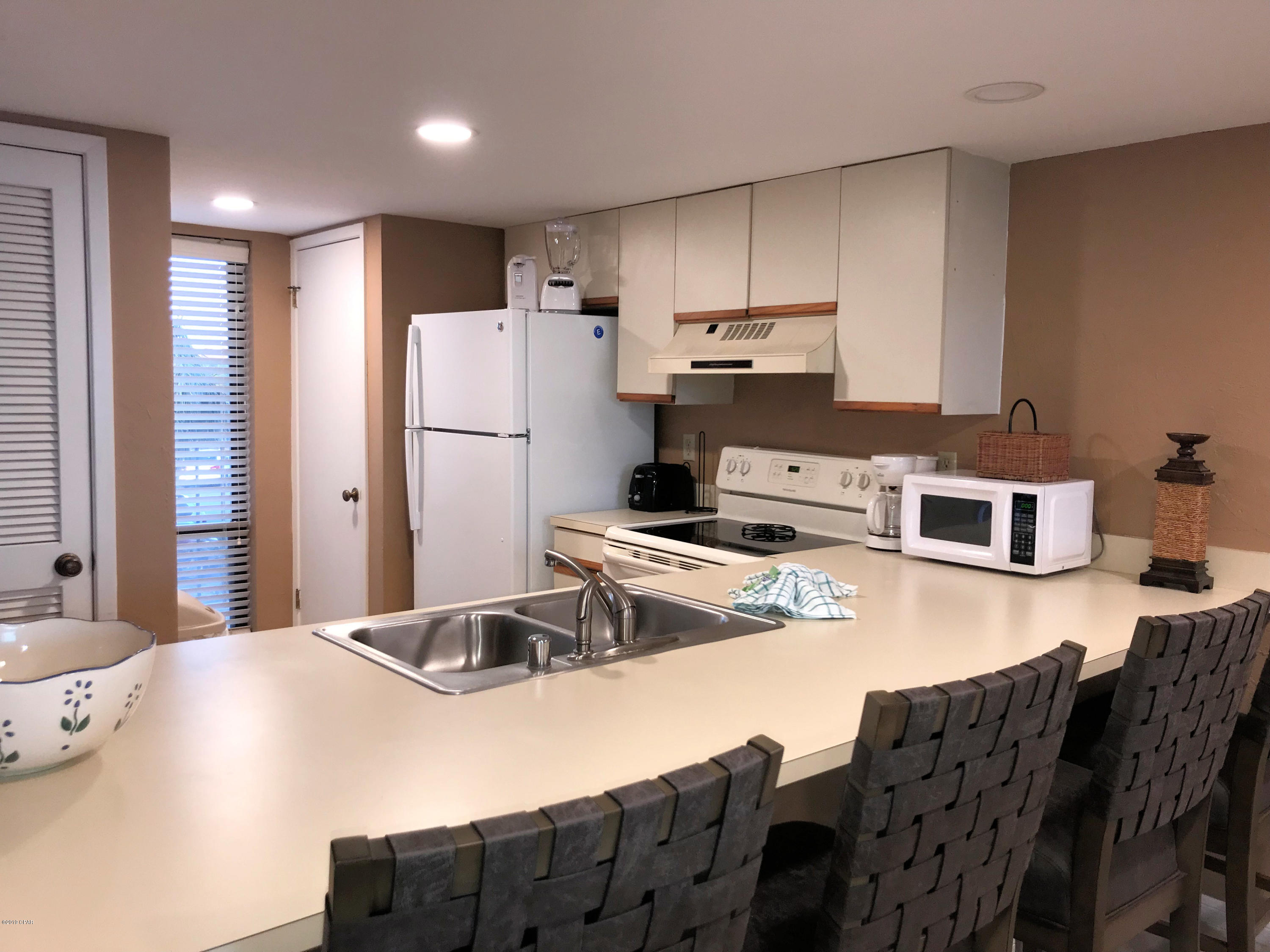 Edgewater Tower III - Residential