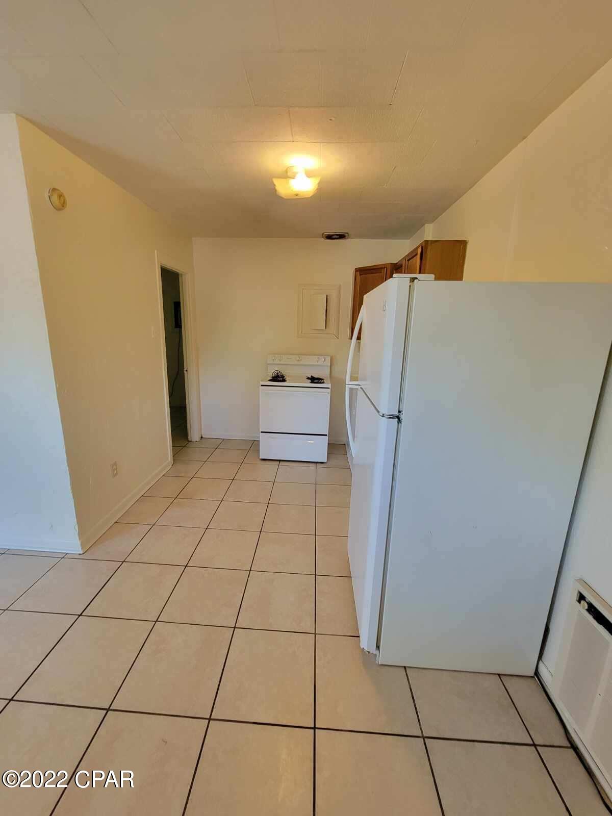 [No Recorded Subdiv] - Residential Lease
