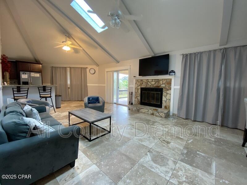 [No Recorded Subdiv] - Residential Lease