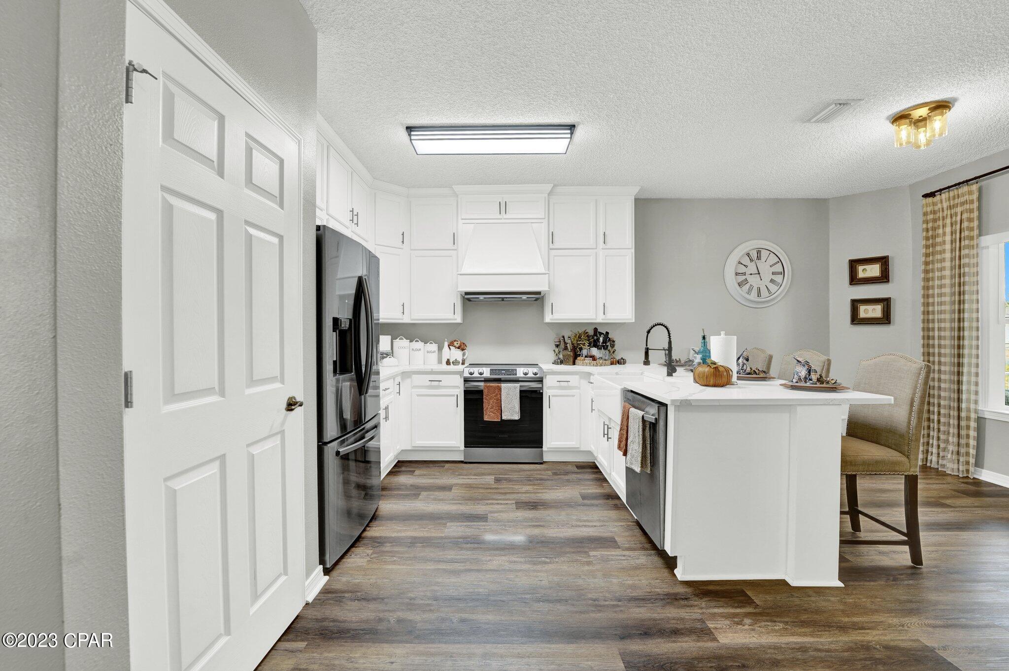 Sunny Hills - Residential