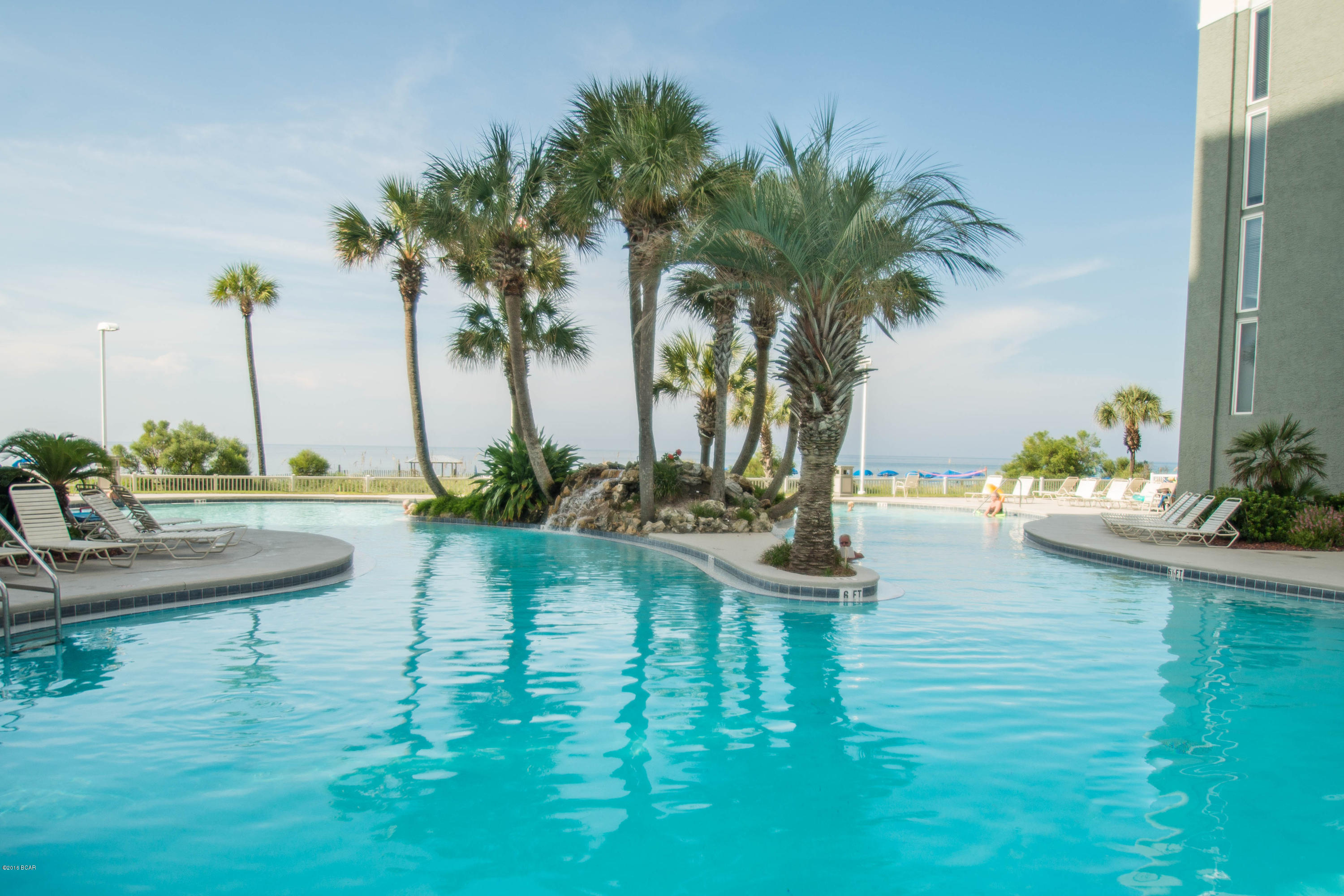 Long Beach Towers I - Residential