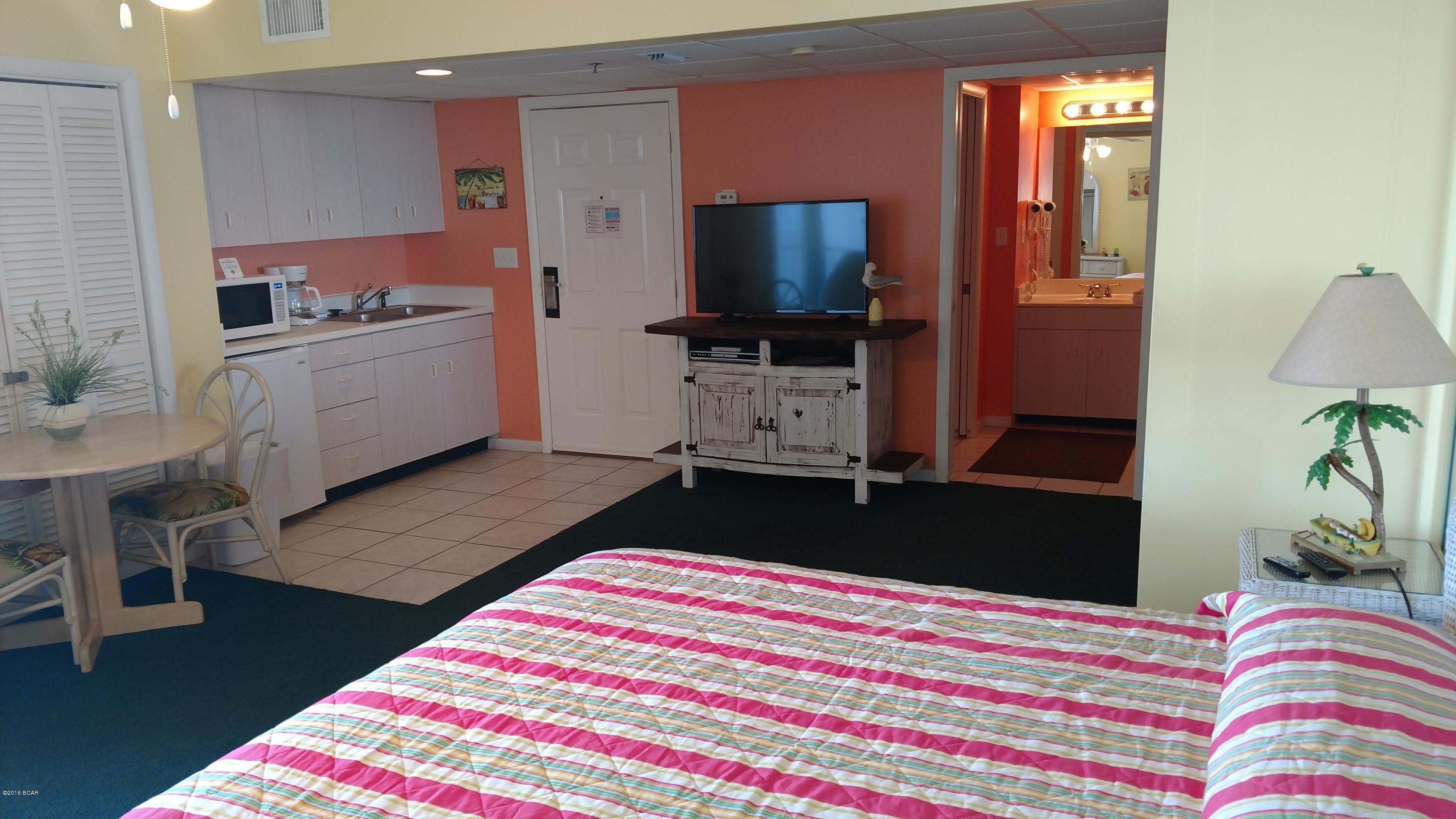 Long Beach Towers I - Residential