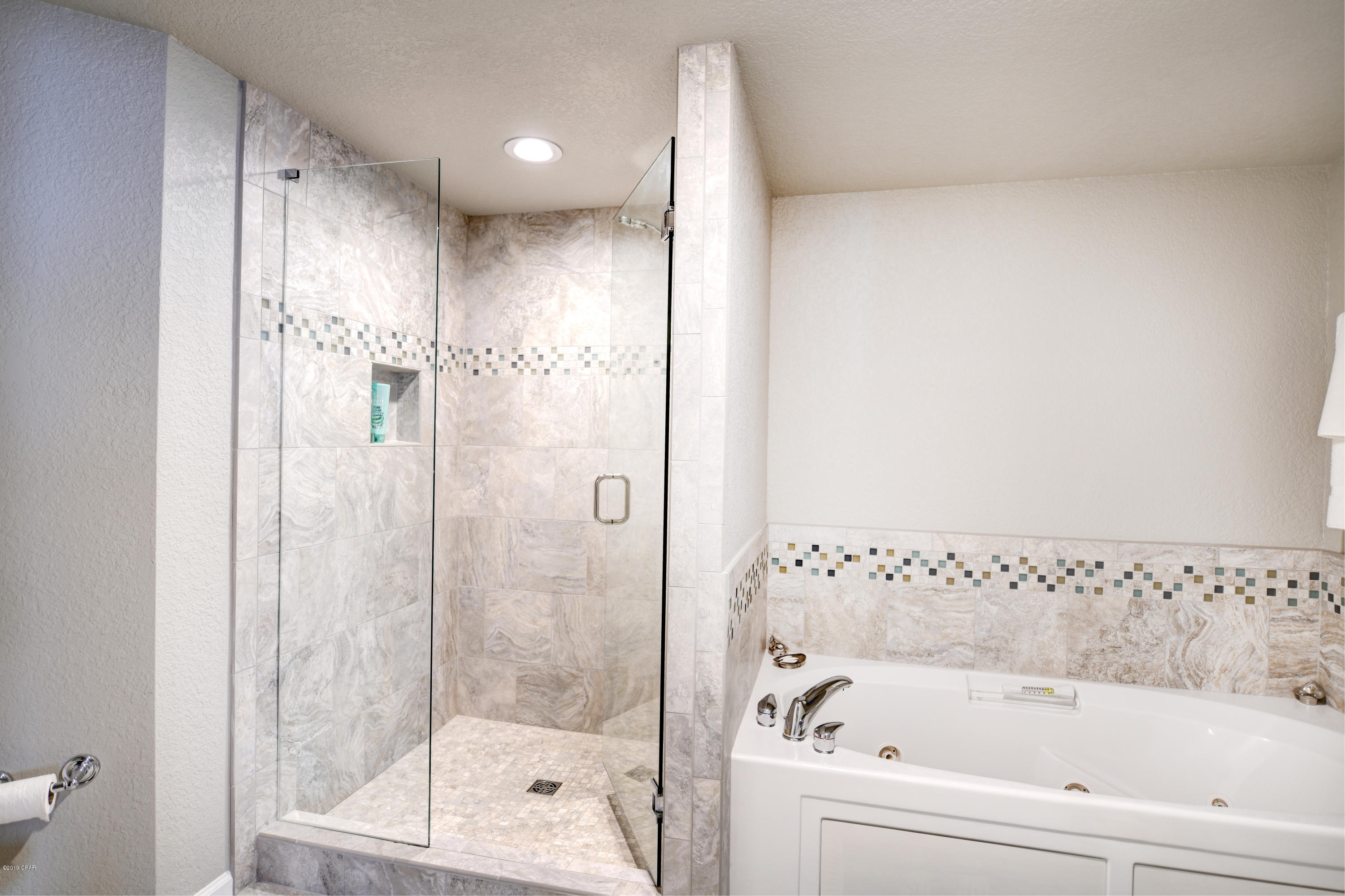 Hibiscus By The Bay - Residential