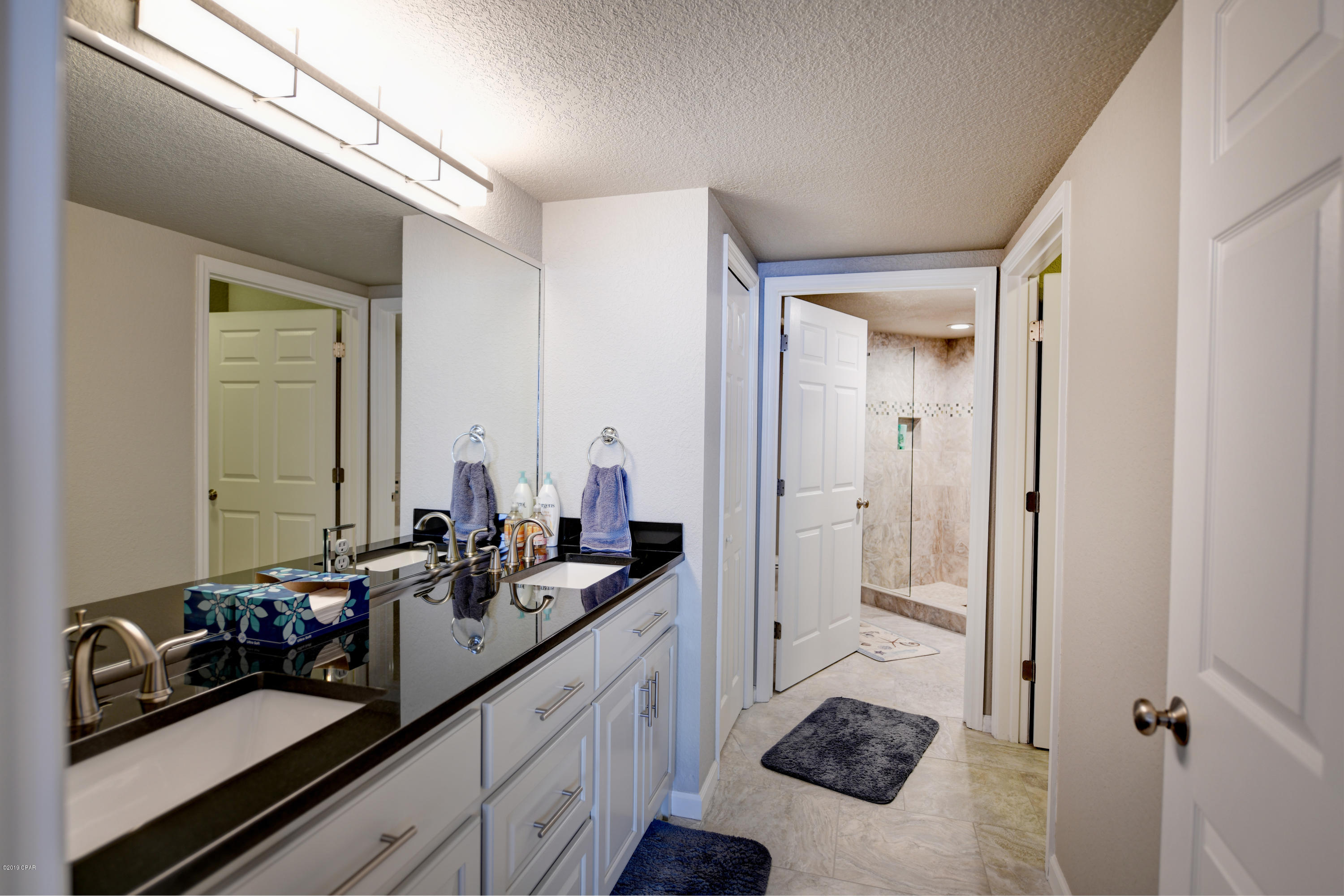 Hibiscus By The Bay - Residential