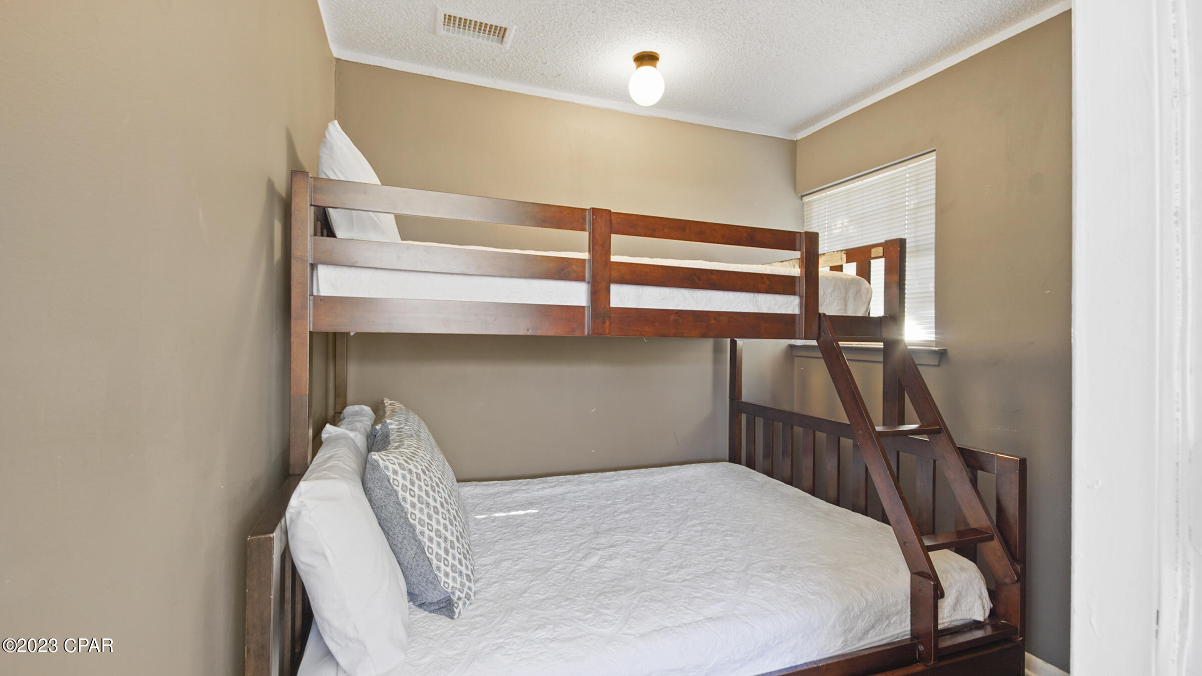 Biltmore Beach 1st Add - Residential