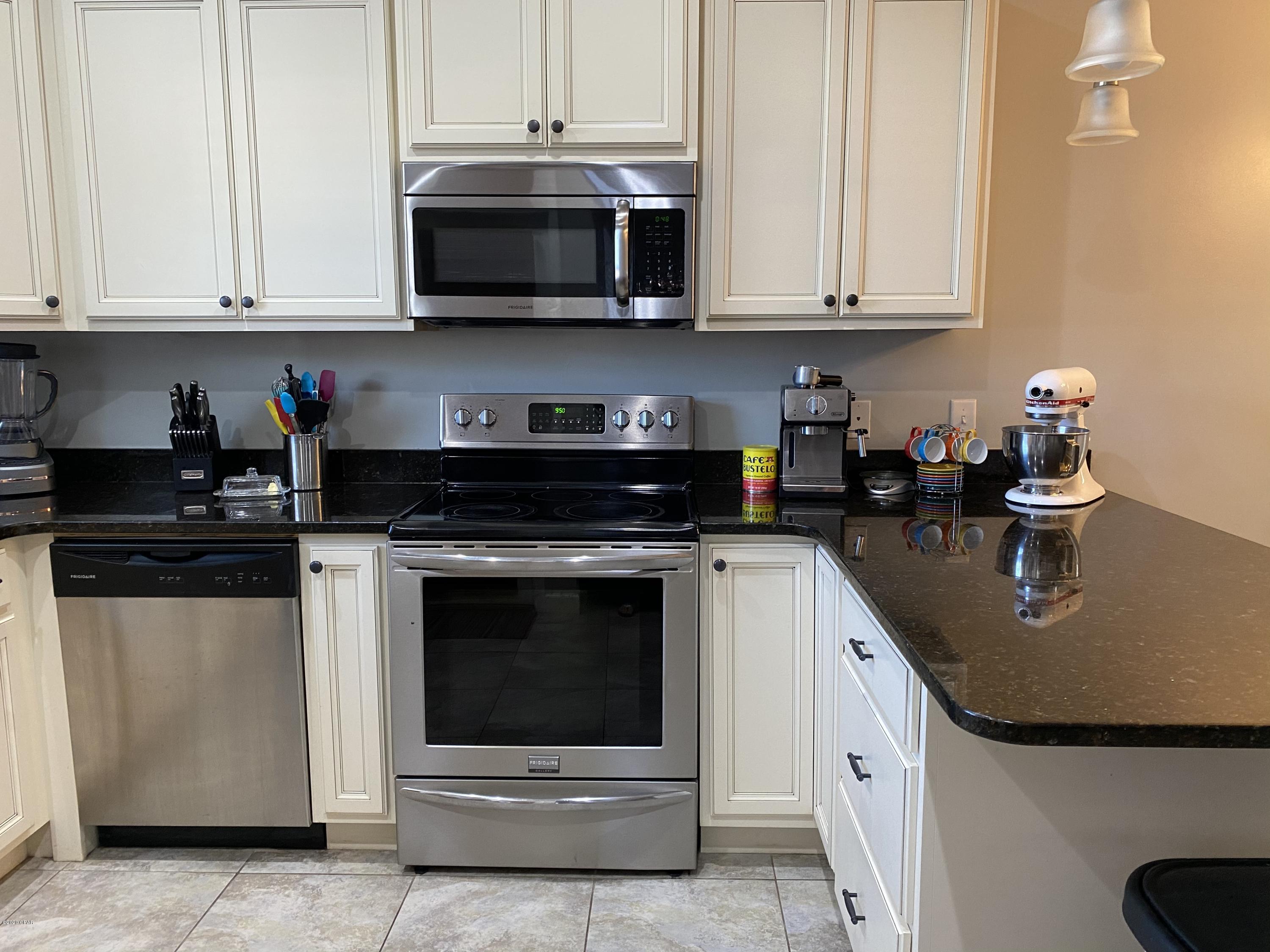 Causeway Manor - Residential